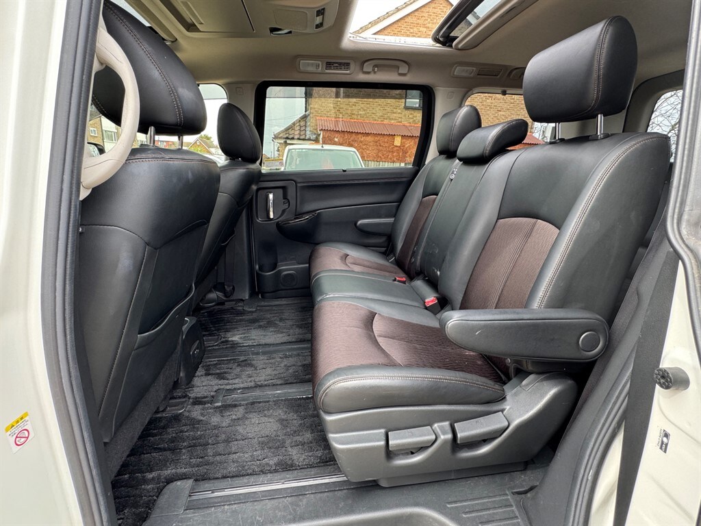 Used Nissan Elgrand 2018 for sale - 78061576: Photo 53