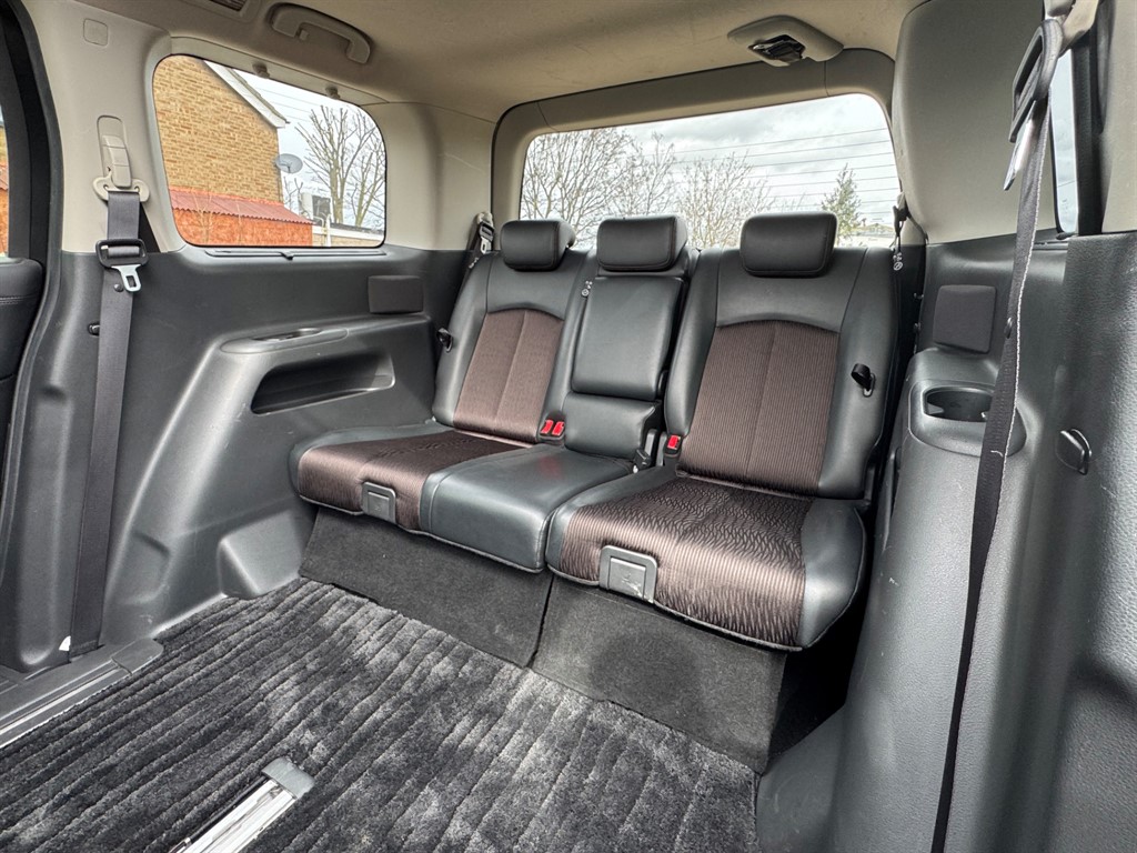 Used Nissan Elgrand 2018 for sale - 78061576: Photo 57