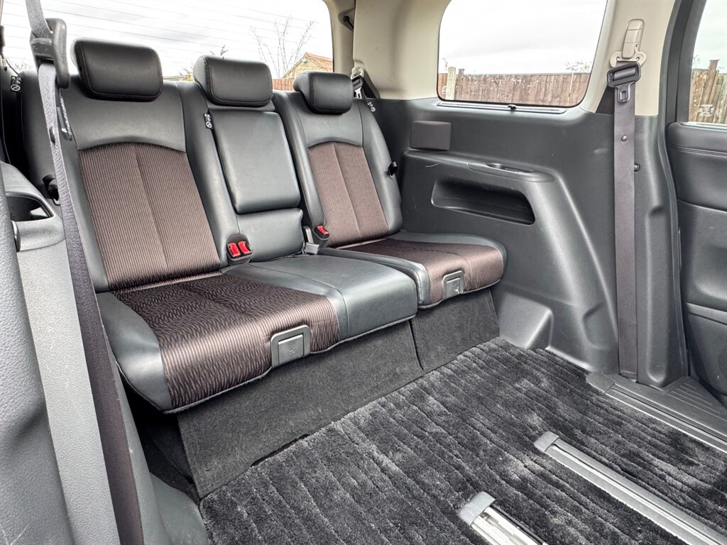 Used Nissan Elgrand 2018 for sale - 78061576: Photo 60