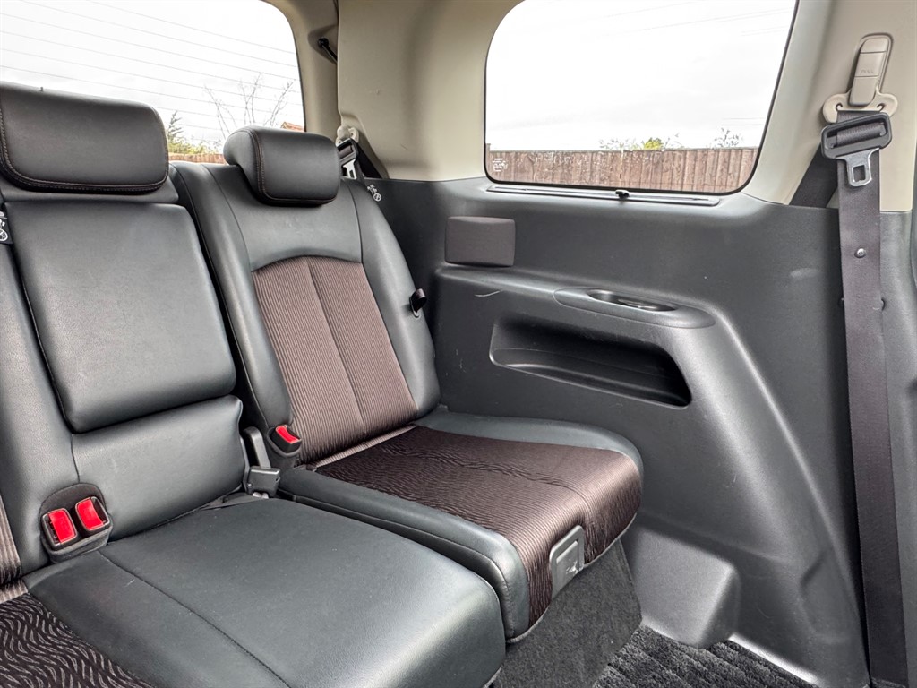 Used Nissan Elgrand 2018 for sale - 78061576: Photo 62