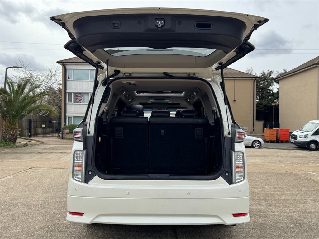 Used Nissan Elgrand 2018 for sale - 78061576: Photo 67