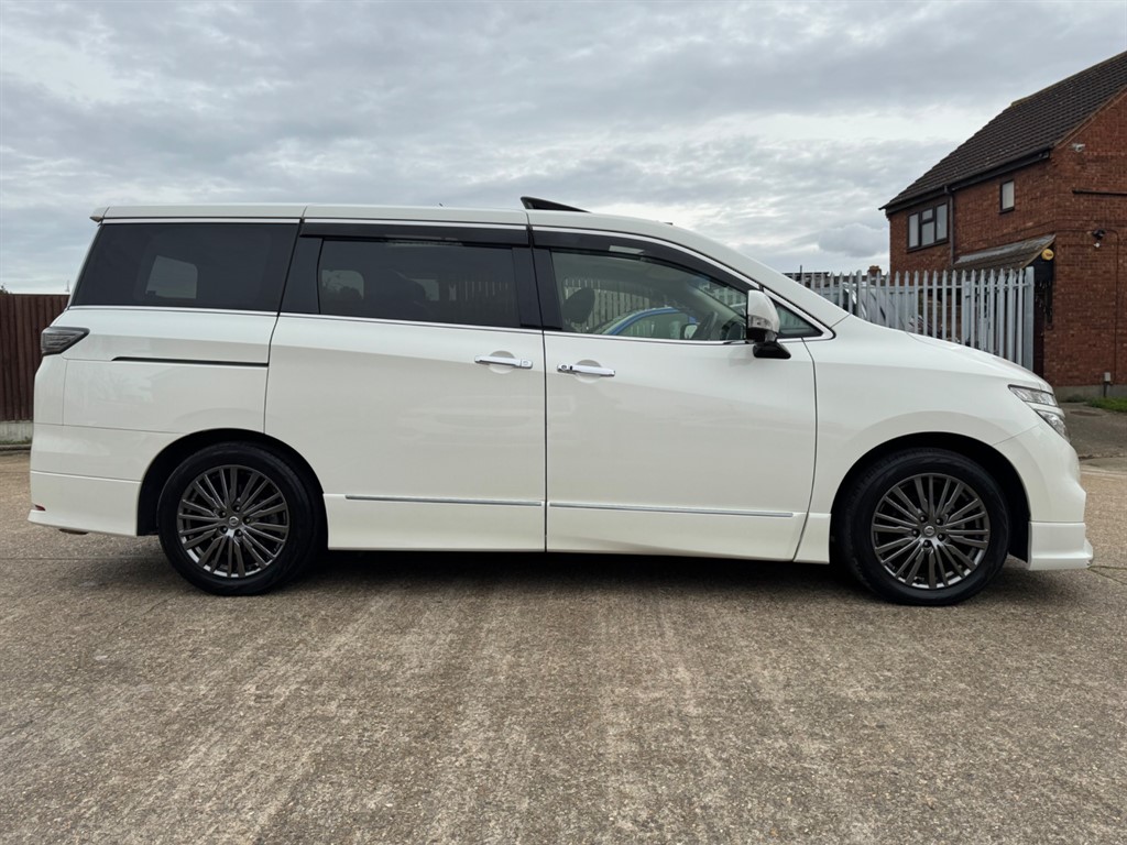 Used Nissan Elgrand 2018 for sale - 78061576: Photo 7