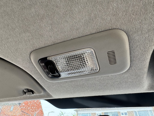 Used Toyota AYGO 2014 for sale - 75569836: Photo 28