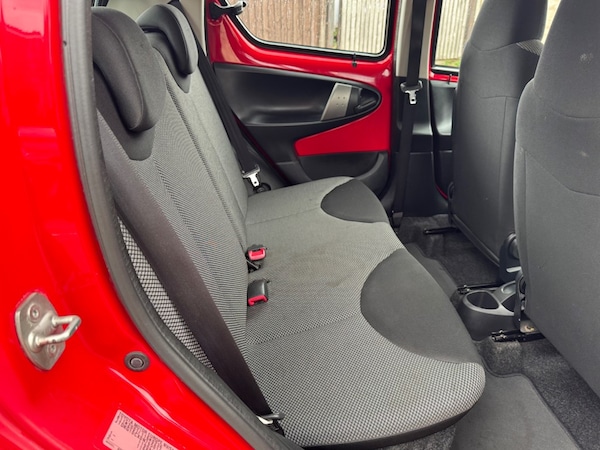 Used Toyota AYGO 2014 for sale - 75569836: Photo 33