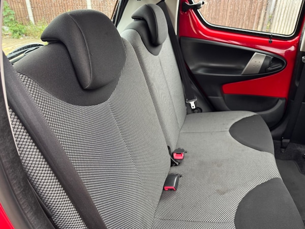 Used Toyota AYGO 2014 for sale - 75569836: Photo 34