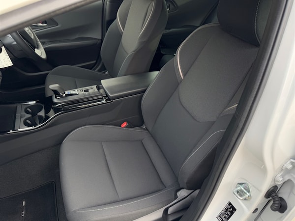 Used Toyota Prius 2023 for sale - 75572078: Photo 24
