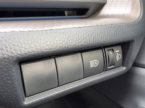 Used Toyota Prius 2023 for sale - 75572078: Photo 32