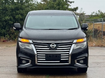 Used Nissan Elgrand 2014 for sale - 75570065: Photo