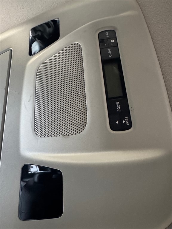 Used Nissan Elgrand 2014 for sale - 75570065: Photo 50