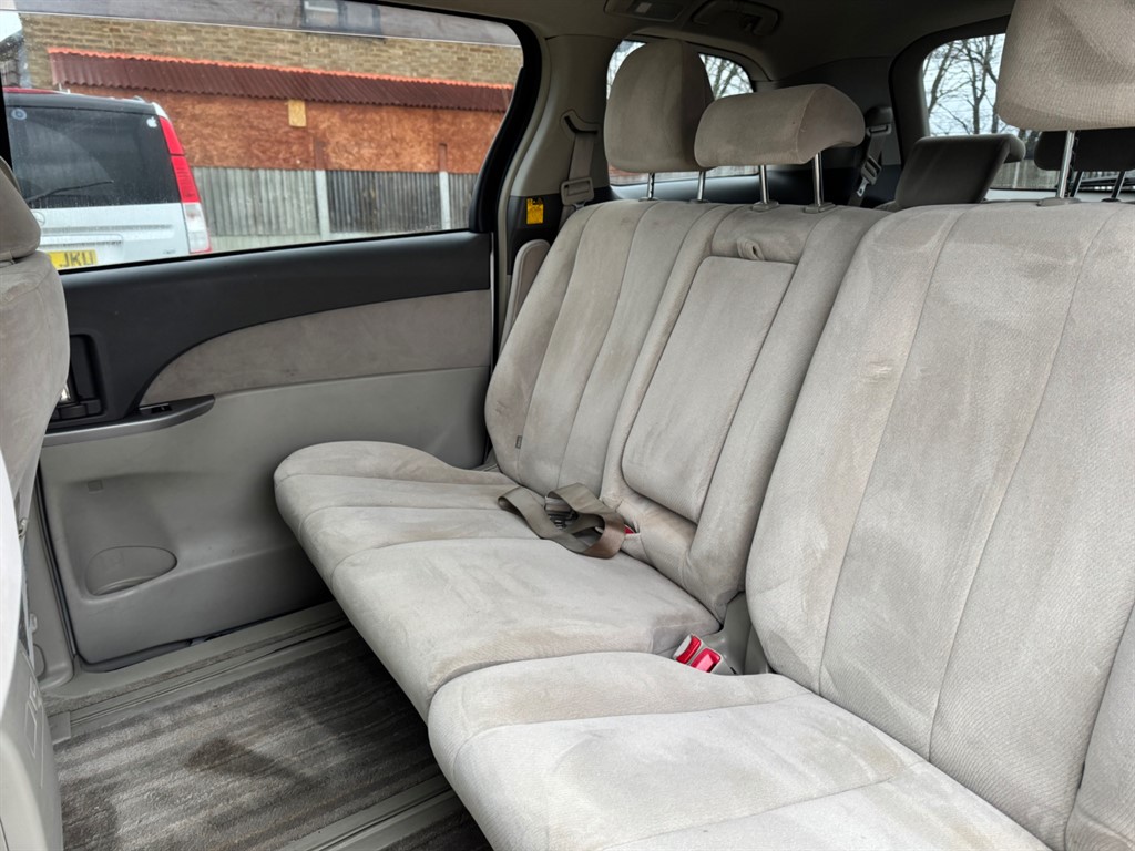 Used Toyota Estima 2016 for sale - 77431010: Photo 42