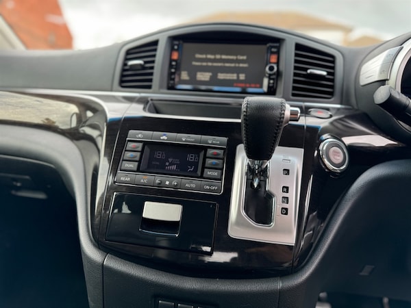 Used Nissan Elgrand 2013 for sale - 75572516: Photo 20