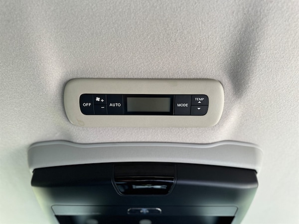 Used Nissan Elgrand 2013 for sale - 75572516: Photo 28