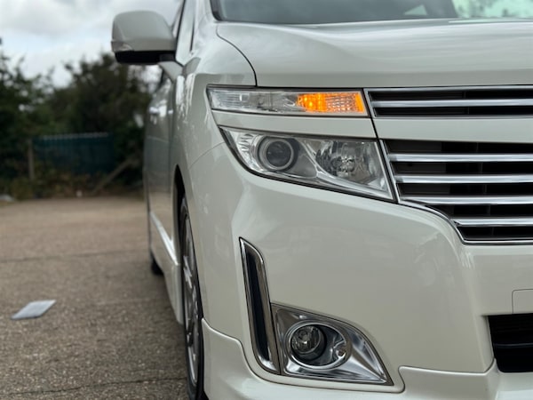 Used Nissan Elgrand 2013 for sale - 75572516: Photo 32