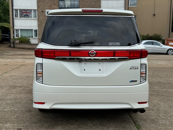 Used Nissan Elgrand 2013 for sale - 75572516: Photo 6