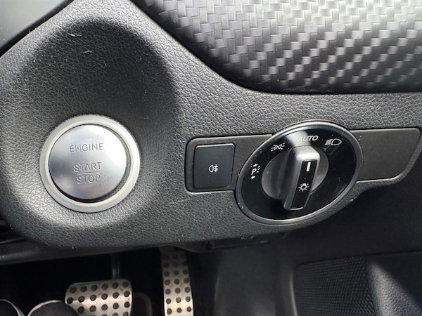 Used Mercedes-Benz A-Class 2017 for sale - 76176403: Photo 40