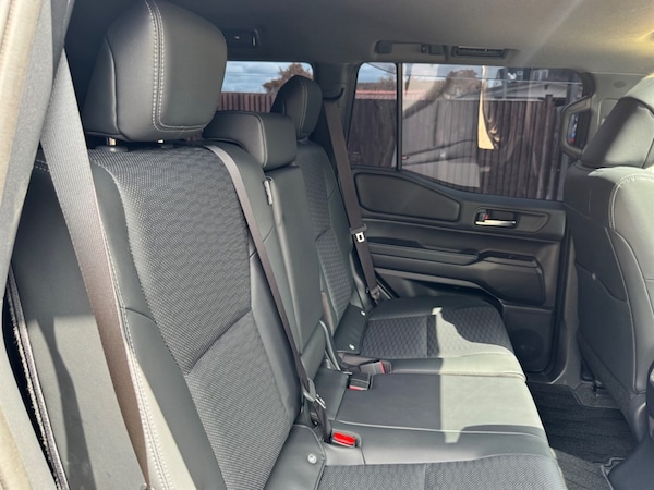 Used Toyota Landcruiser 2024 for sale - 75570923: Photo 54