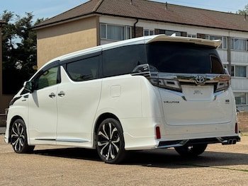 Used Toyota Vellfire 2018 for sale - 79318913: Photo