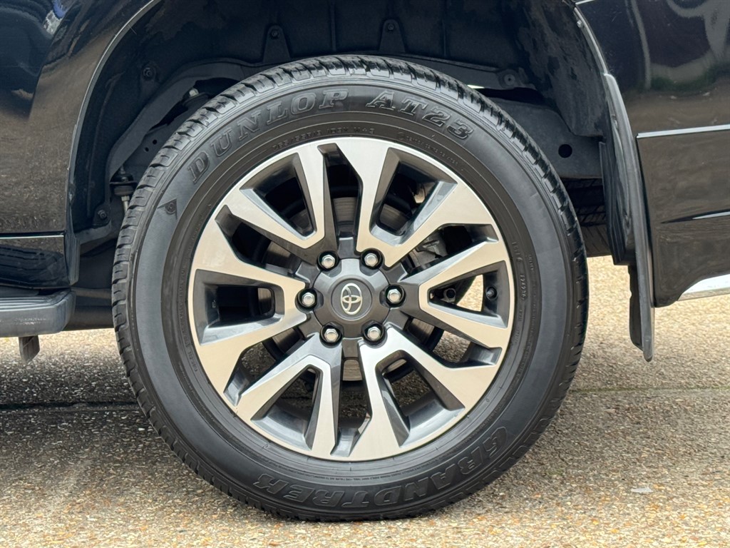 Used Toyota Land Cruiser 2025 for sale - 78094892: Photo 83