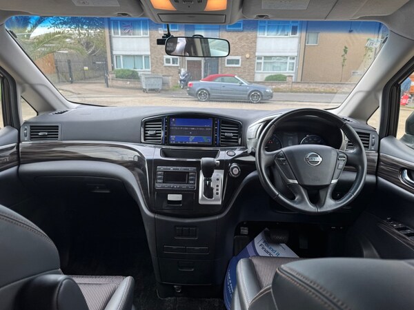 Used Nissan Elgrand 2018 for sale - 75572001: Photo 22