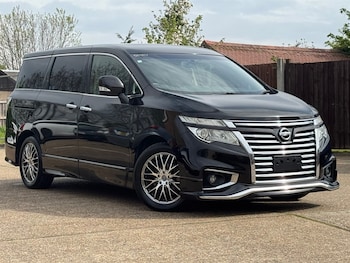 Used Nissan Elgrand 2018 for sale - 75572001: Photo