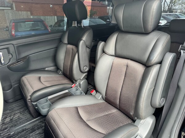 Used Nissan Elgrand 2018 for sale - 75572001: Photo 45