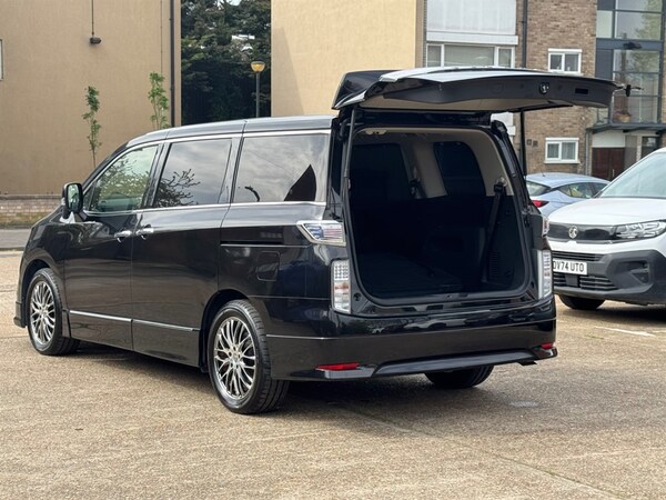 Used Nissan Elgrand 2018 for sale - 75572001: Photo 55