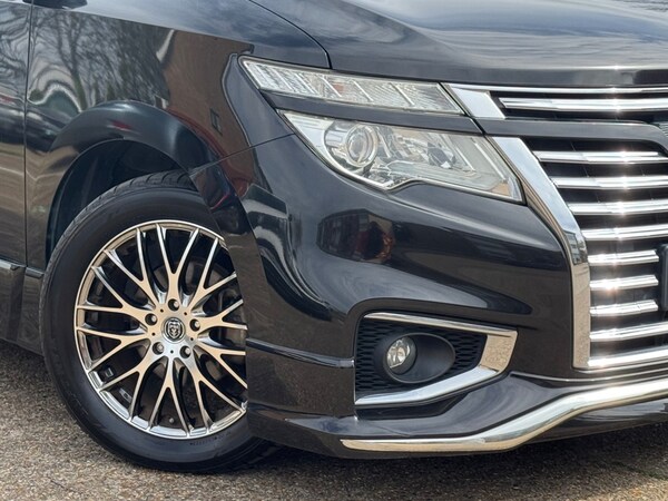 Used Nissan Elgrand 2018 for sale - 75572001: Photo 61