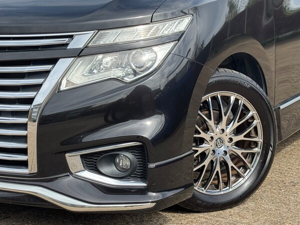 Used Nissan Elgrand 2018 for sale - 75572001: Photo 62