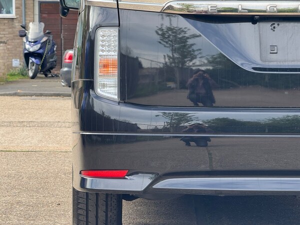 Used Nissan Elgrand 2018 for sale - 75572001: Photo 68