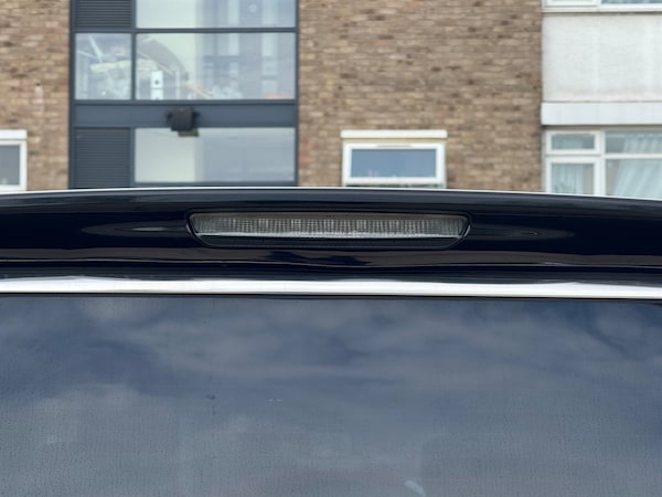 Used Nissan Elgrand 2018 for sale - 75572001: Photo 70