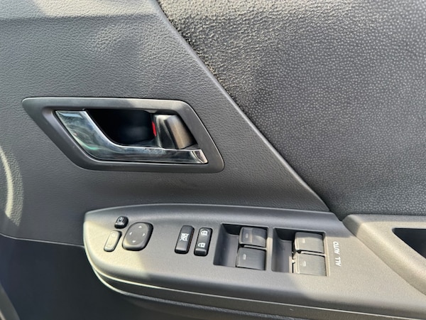 Used Toyota Alphard 2012 for sale - 75570189: Photo 12