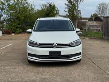Used Volkswagen Touran 2016 for sale - 74431404: Photo