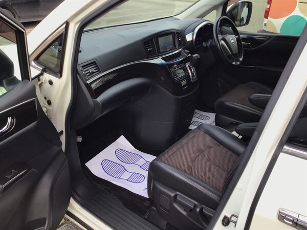 Used Nissan Elgrand 2010 for sale - 75570720: Photo 10