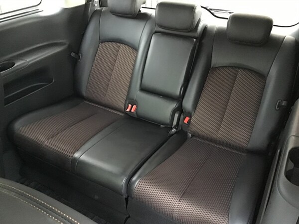 Used Nissan Elgrand 2010 for sale - 75570720: Photo 25
