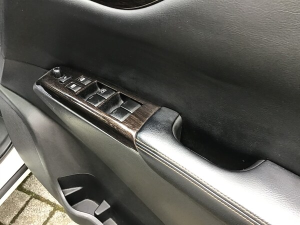 Used Nissan Elgrand 2010 for sale - 75570720: Photo 42