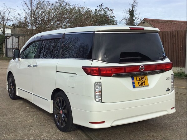 Used Nissan Elgrand 2010 for sale - 75570720: Photo 5