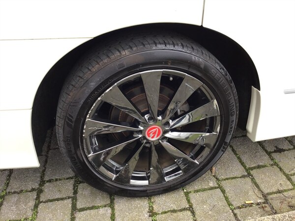 Used Nissan Elgrand 2010 for sale - 75570720: Photo 75