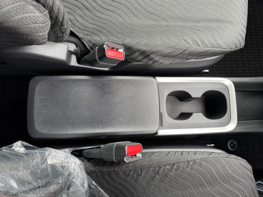 Used Toyota Voxy 2025 for sale - 77746364: Photo 32