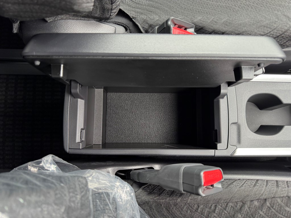 Used Toyota Voxy 2025 for sale - 77746364: Photo 33