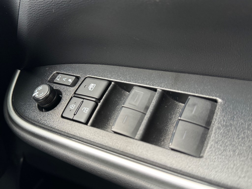 Used Toyota Voxy 2025 for sale - 77746364: Photo 43