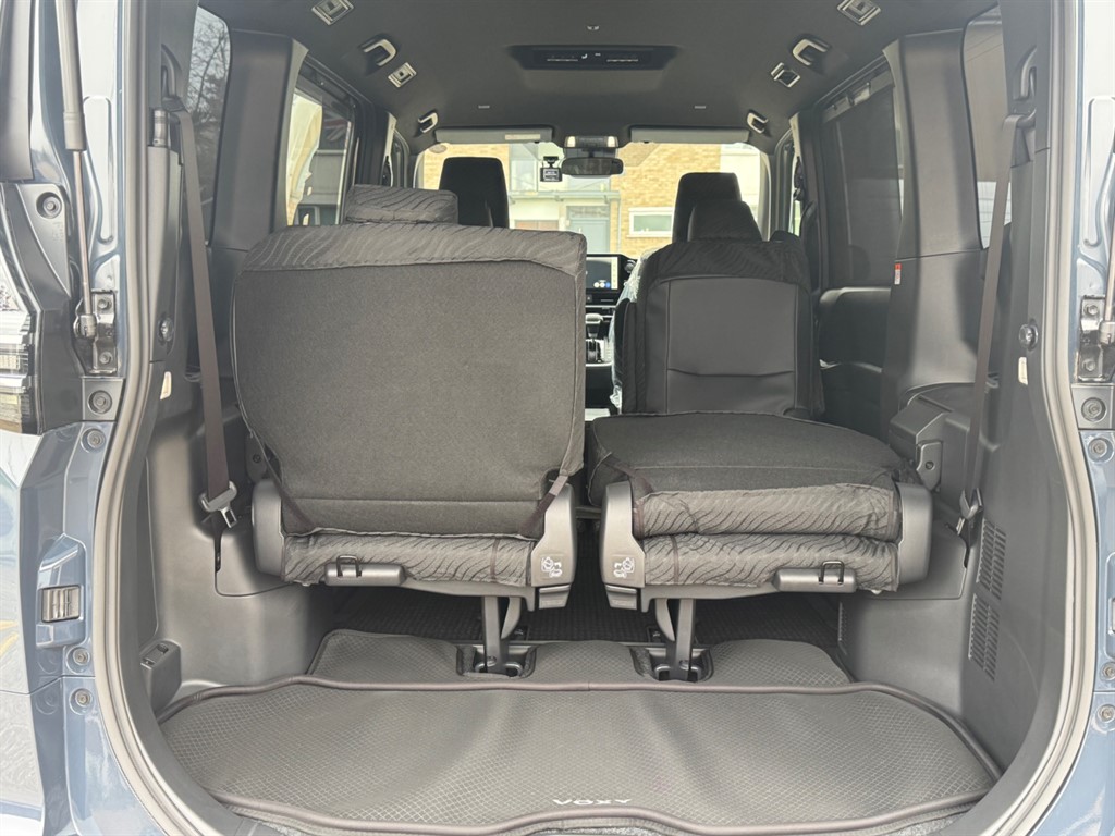 Used Toyota Voxy 2025 for sale - 77746364: Photo 61