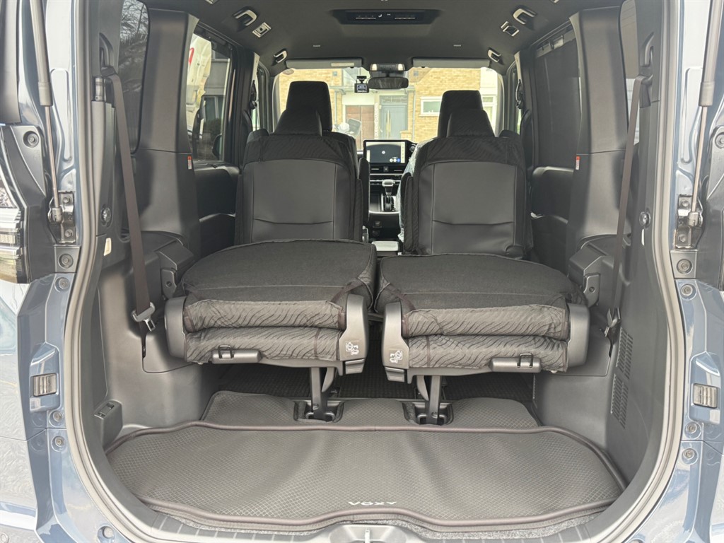 Used Toyota Voxy 2025 for sale - 77746364: Photo 62