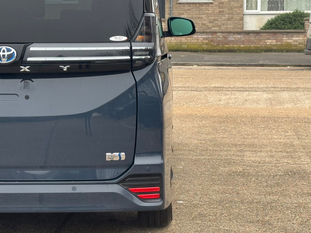 Used Toyota Voxy 2025 for sale - 77746364: Photo 68