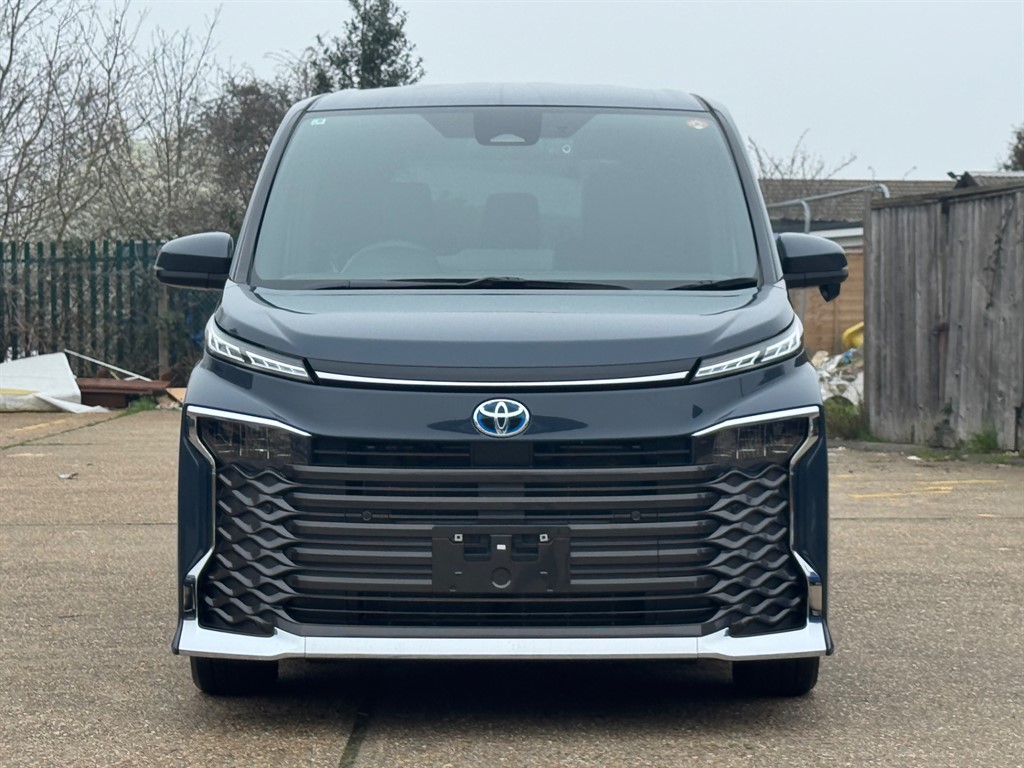 Used Toyota Voxy 2025 for sale - 77746364: Photo 76