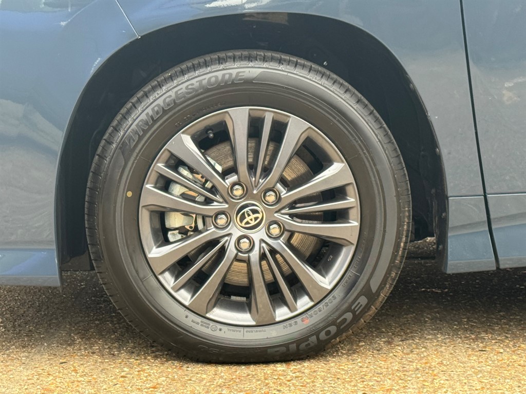 Used Toyota Voxy 2025 for sale - 77746364: Photo 79