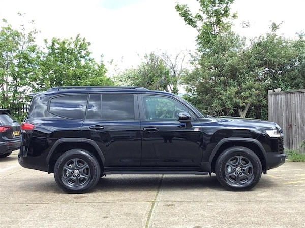 Used Toyota Landcruiser 2024 for sale - 75570384: Photo 7