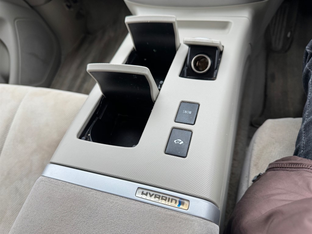 Used Toyota Estima 2016 for sale - 77300746: Photo 26