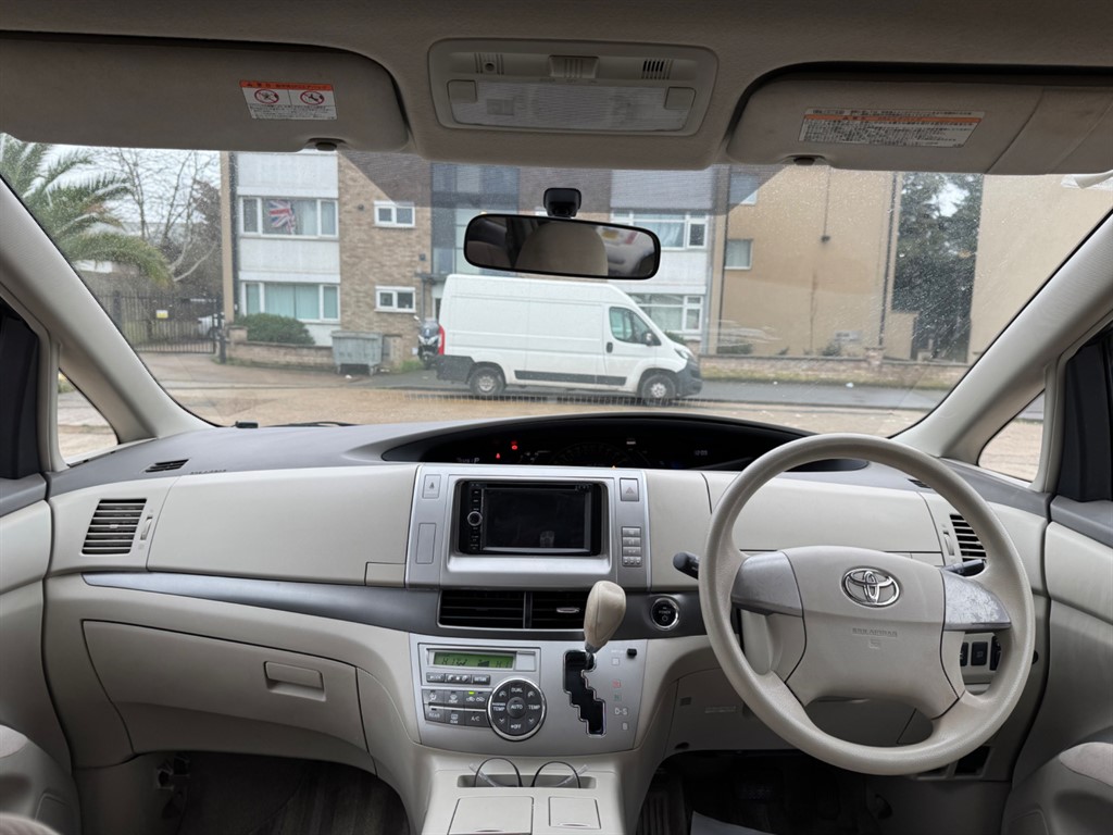Used Toyota Estima 2016 for sale - 77300746: Photo 37