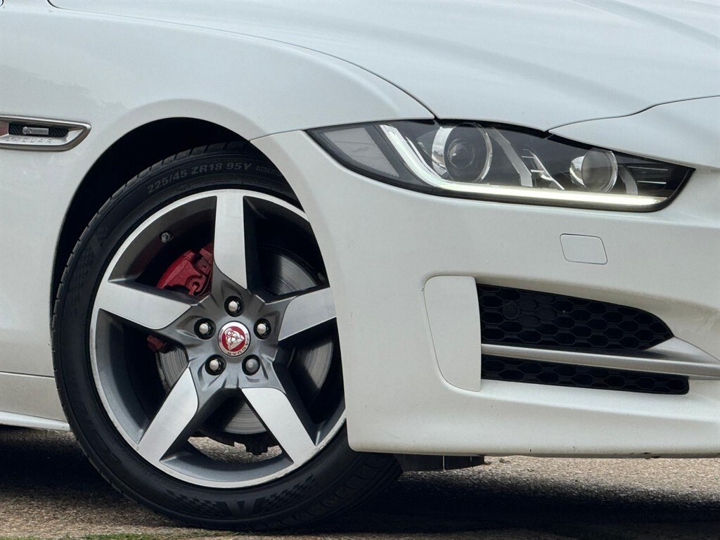 Used Jaguar XE 2017 for sale - 76922092: Photo 40