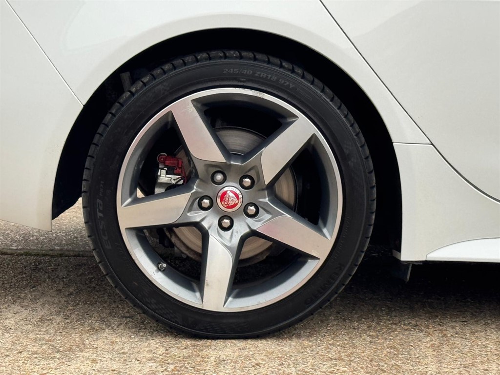 Used Jaguar XE 2017 for sale - 76922092: Photo 48